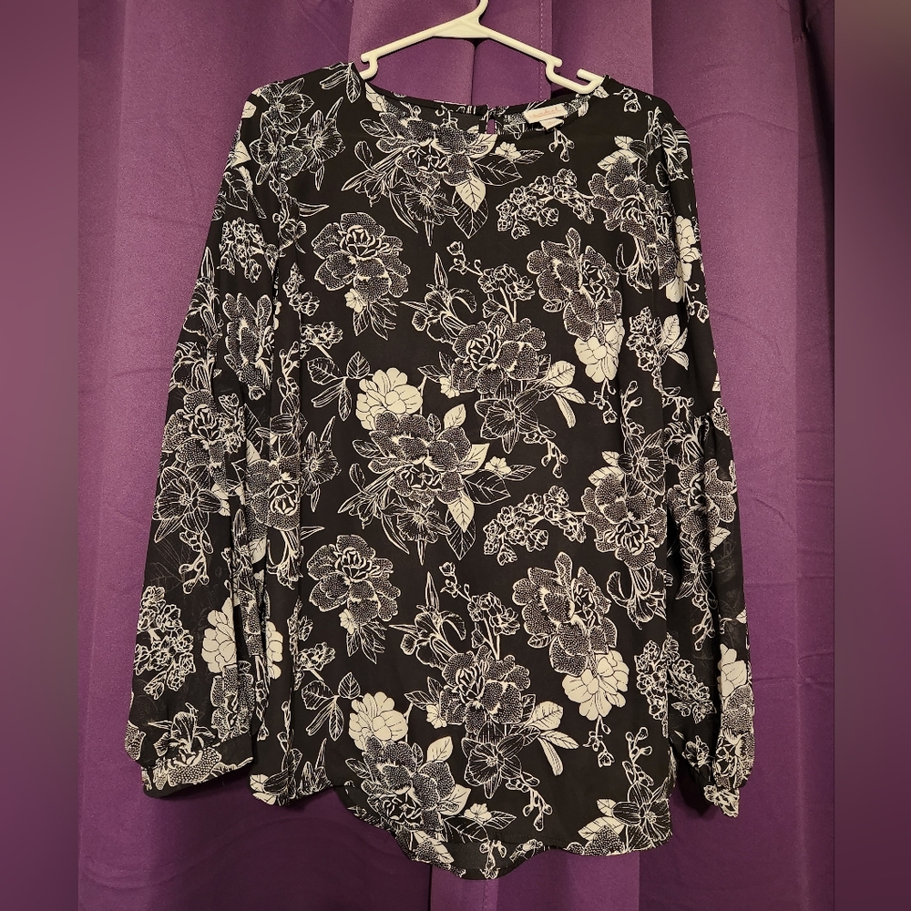 Isabel Materity womens medium sheer flowy blouse